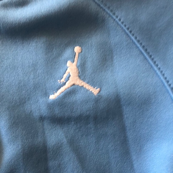 Jordan light blue short sleeve zip up 12 mo - Picture 4 of 5